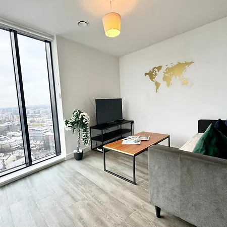 18Th Floor 2 Bed 2 Bath City Centre Penthouse With Gym & Netflix By Jvt Short Lets Birmingham Exterior photo